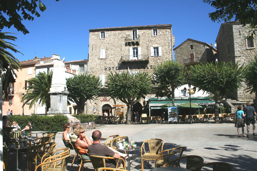 sartene-place-de-la-liberation.1186496692.jpg
