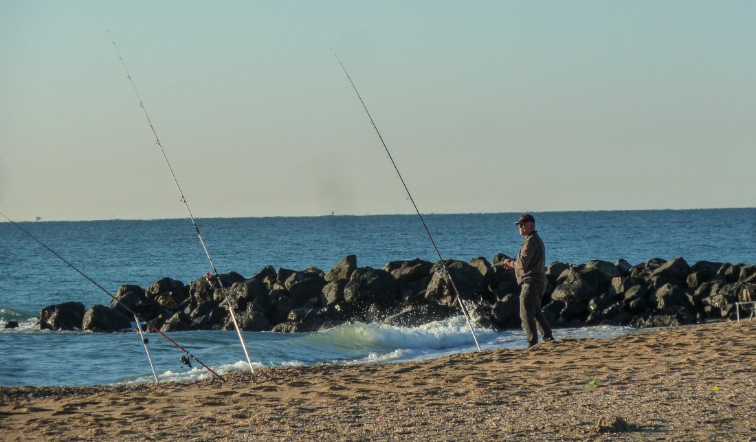 sete-pecheur-plage-1040964